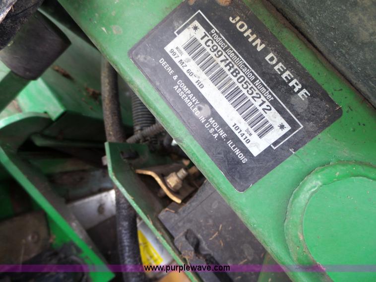 image for item L5534 2010 John Deere 997 Z-Trak lawn mower