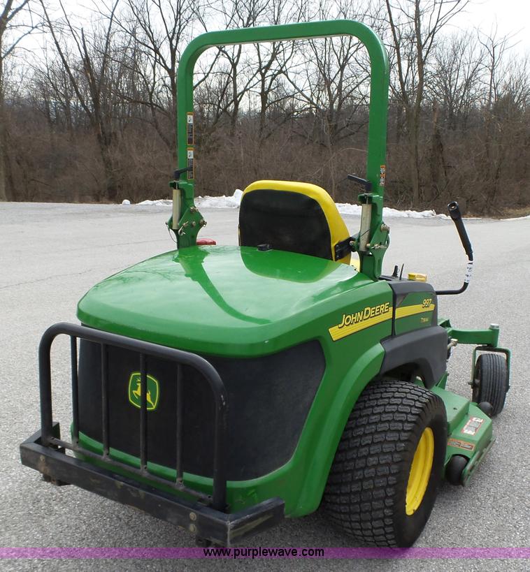 image for item L5535 2010 John Deere 997 Z-Trak mower