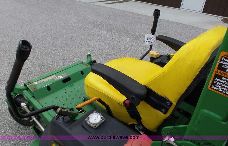image for item L5535 2010 John Deere 997 Z-Trak mower