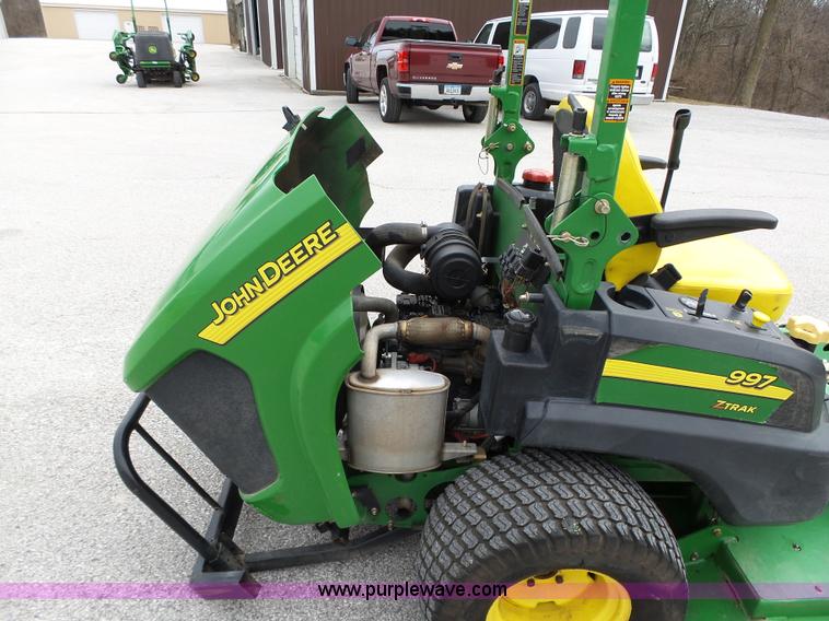 image for item L5535 2010 John Deere 997 Z-Trak mower
