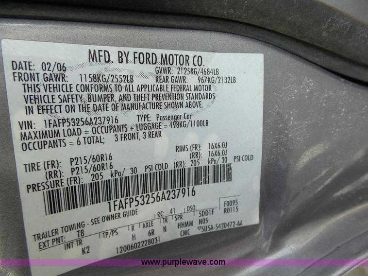 image for item L5540 2006 Ford Taurus SE