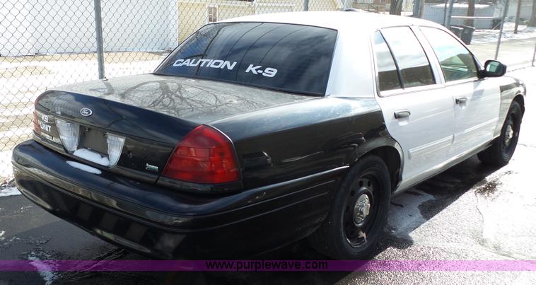 image for item L5542 2009 Ford Crown Victoria Police Interceptor