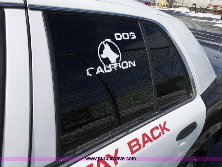 image for item L5542 2009 Ford Crown Victoria Police Interceptor