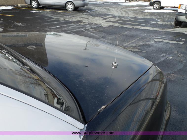 image for item L5542 2009 Ford Crown Victoria Police Interceptor