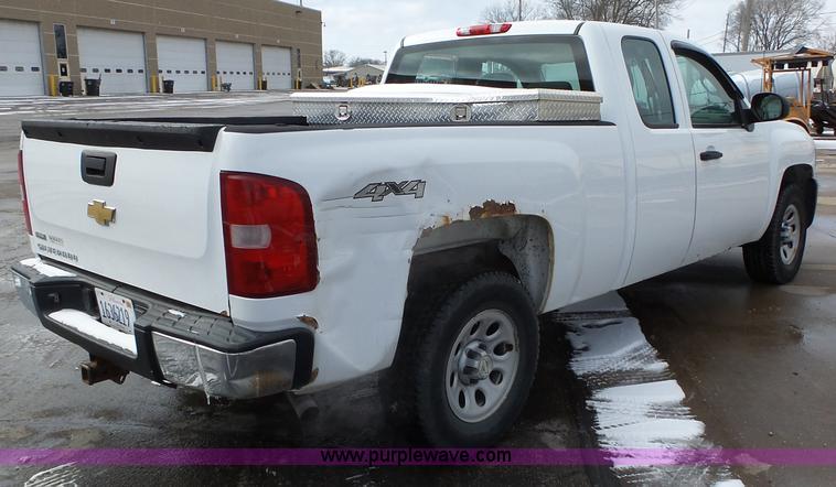 image for item L5543 2008 Chevrolet Silverado 1500 Ext. Cab pickup truck