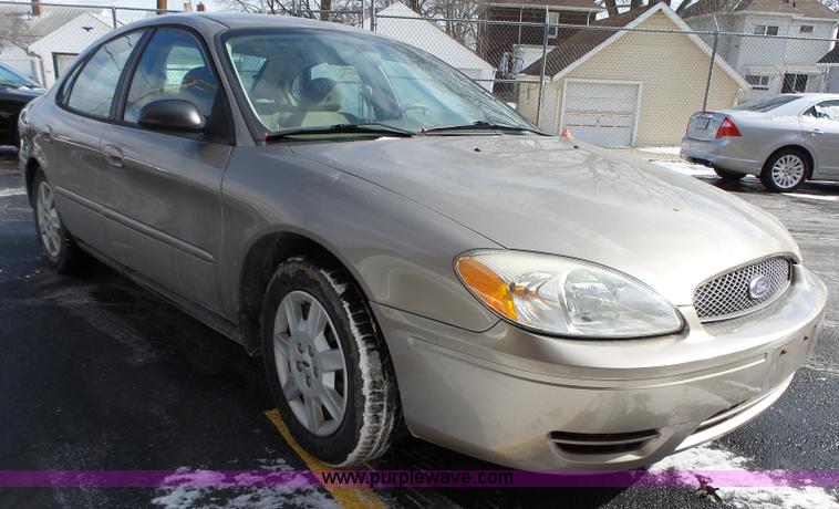 image for item L5544 2006 Ford Taurus SEL