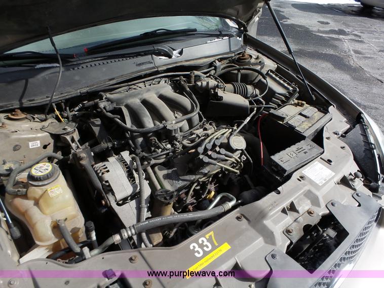 image for item L5544 2006 Ford Taurus SEL