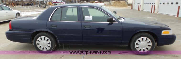 image for item L5549 2008 Ford Crown Victoria Police Interceptor