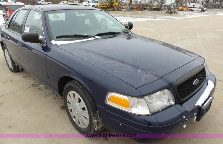 image for item L5549 2008 Ford Crown Victoria Police Interceptor