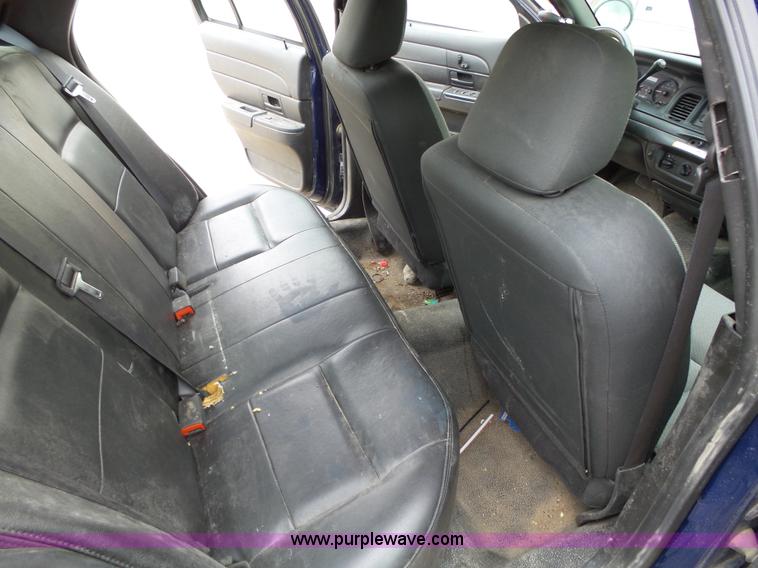 image for item L5549 2008 Ford Crown Victoria Police Interceptor