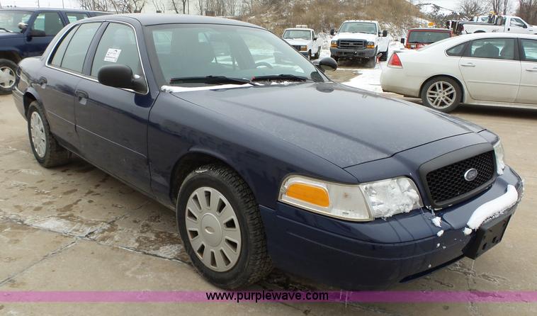 image for item L5551 2007 Ford Crown Victoria Police Interceptor