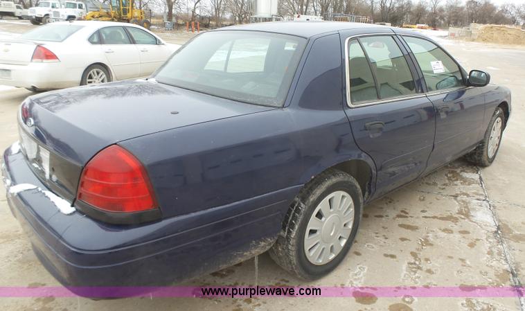 image for item L5551 2007 Ford Crown Victoria Police Interceptor