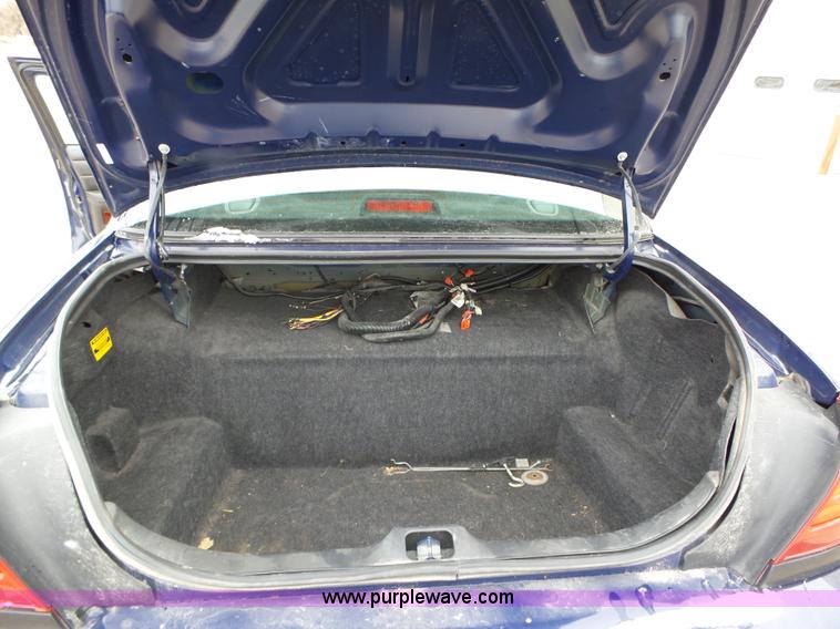 image for item L5551 2007 Ford Crown Victoria Police Interceptor