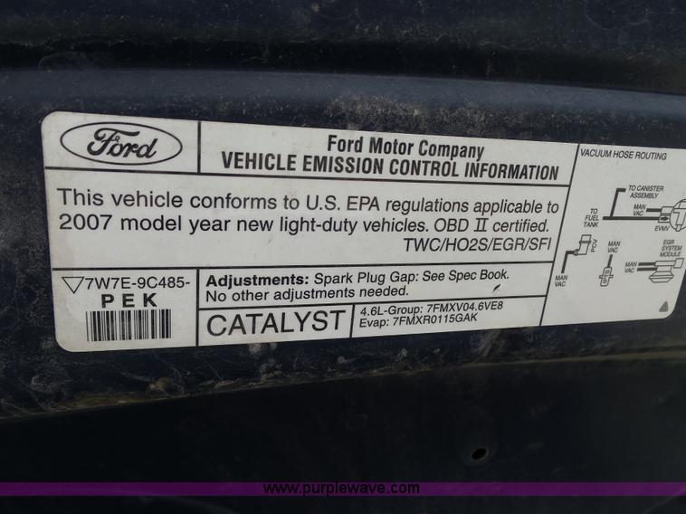 image for item L5551 2007 Ford Crown Victoria Police Interceptor