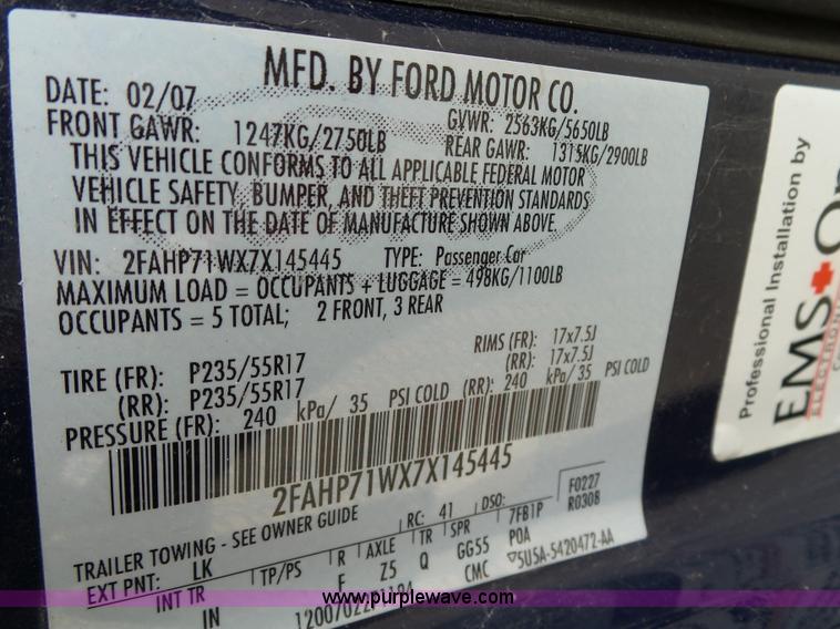 image for item L5551 2007 Ford Crown Victoria Police Interceptor