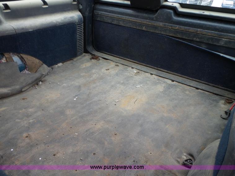 image for item L5552 1999 Chevrolet Tahoe LS SUV