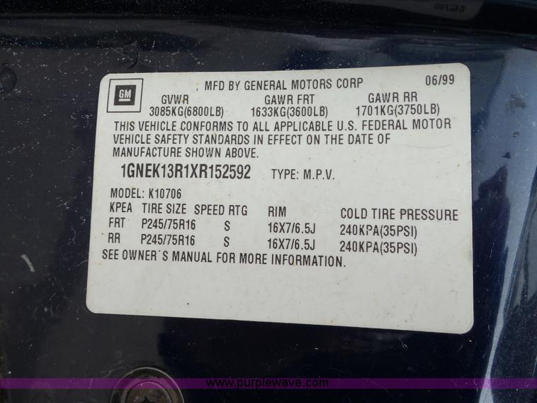 image for item L5552 1999 Chevrolet Tahoe LS SUV