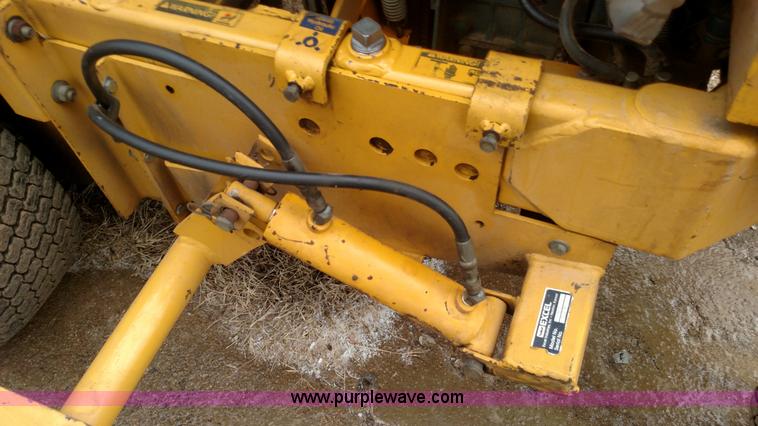 image for item L6114 Hustler 3400 ZTR mower