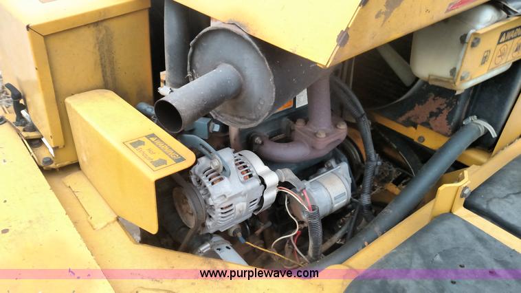 image for item L6114 Hustler 3400 ZTR mower