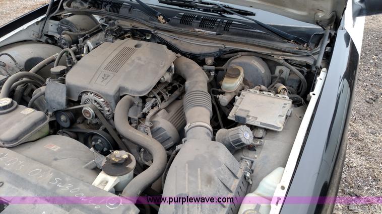 image for item L6115 2005 Ford Crown Victoria Police Interceptor