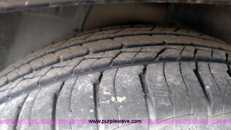 image for item L6115 2005 Ford Crown Victoria Police Interceptor