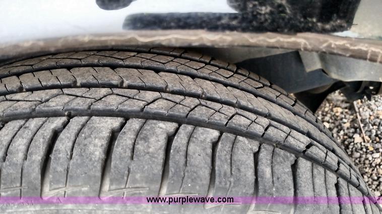 image for item L6115 2005 Ford Crown Victoria Police Interceptor