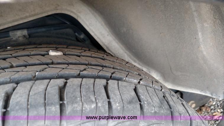 image for item L6115 2005 Ford Crown Victoria Police Interceptor