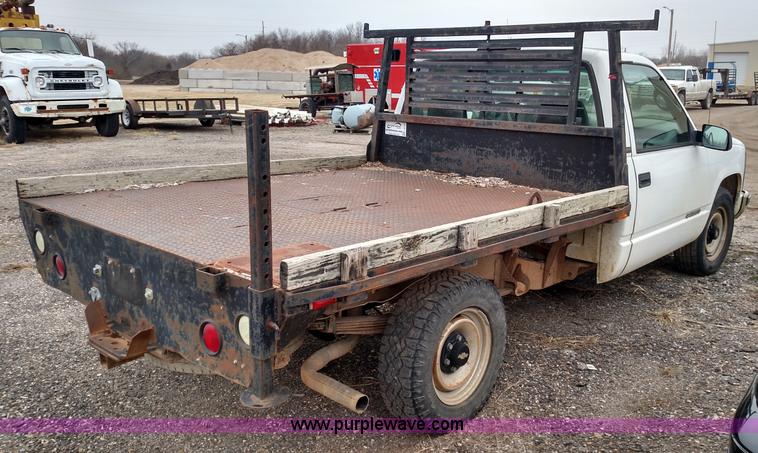 image for item L6116 1995 Chevrolet 2500 flatbed pickup truck