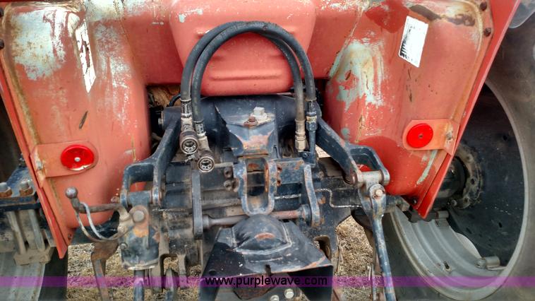 image for item L6118 Case 585 tractor