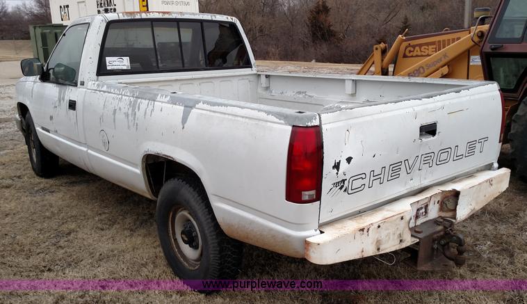 image for item L6121 1991 Chevrolet 2500 pickup truck
