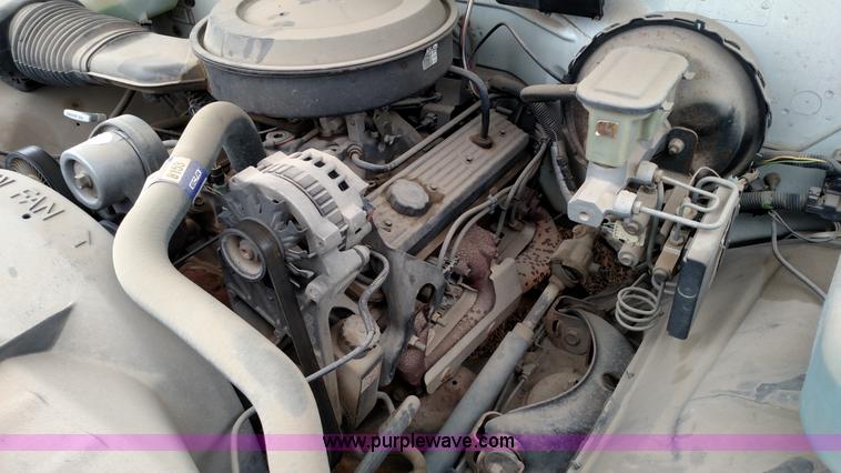 image for item L6121 1991 Chevrolet 2500 pickup truck