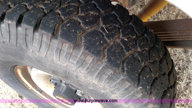 image for item L6121 1991 Chevrolet 2500 pickup truck