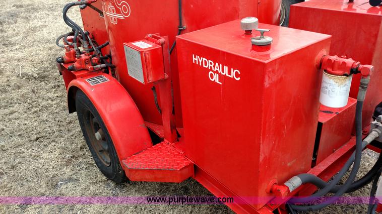 image for item L6122 1994 Crafco EZ 100 melter applicator