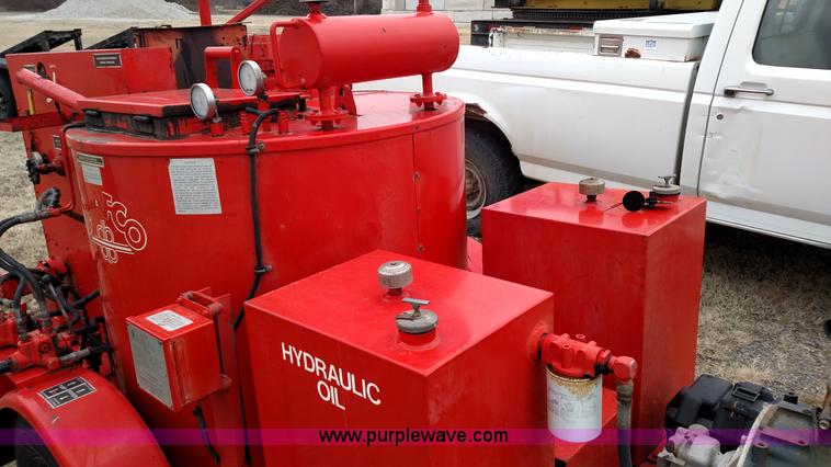 image for item L6122 1994 Crafco EZ 100 melter applicator