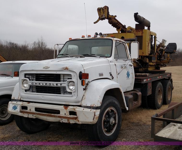 image for item L6125 1979 Chevrolet C80 Texhoma digger truck