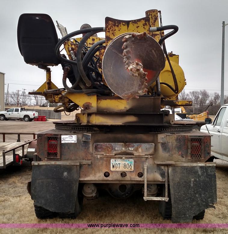 image for item L6125 1979 Chevrolet C80 Texhoma digger truck