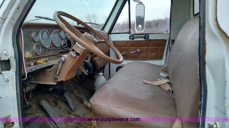 image for item L6125 1979 Chevrolet C80 Texhoma digger truck