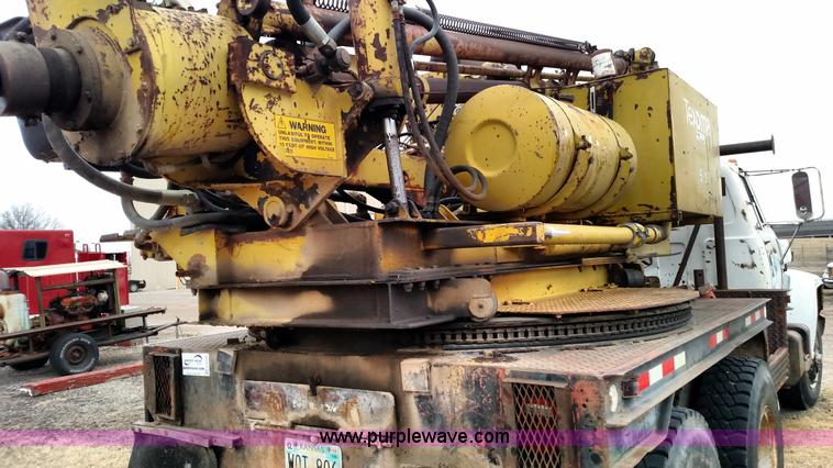 image for item L6125 1979 Chevrolet C80 Texhoma digger truck