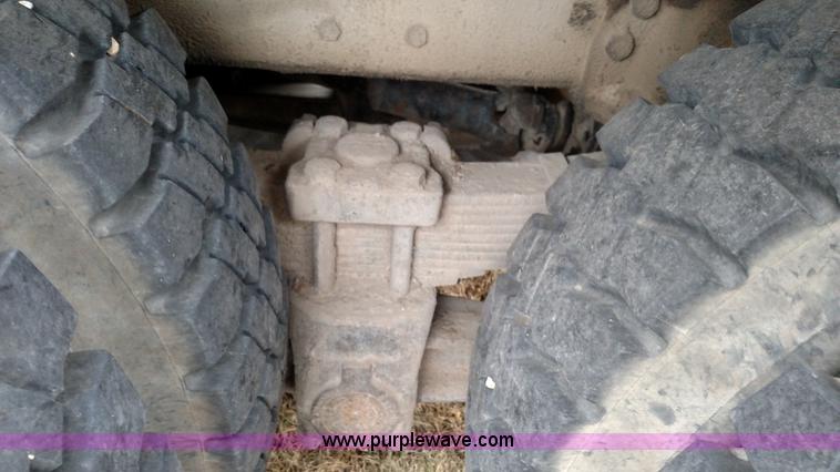 image for item L6125 1979 Chevrolet C80 Texhoma digger truck