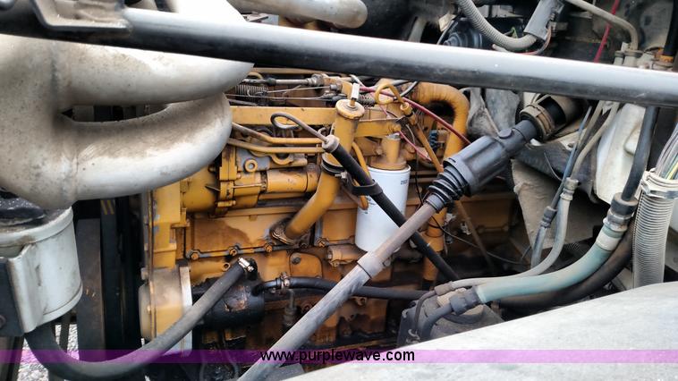 image for item L6128 1993 Chevrolet Kodiak service truck