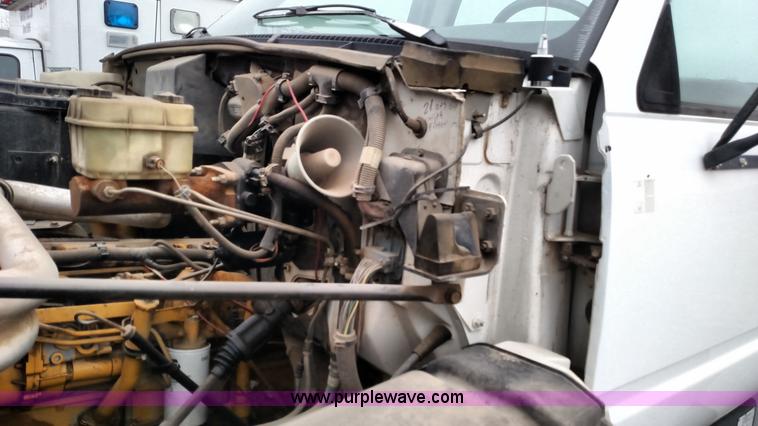 image for item L6128 1993 Chevrolet Kodiak service truck