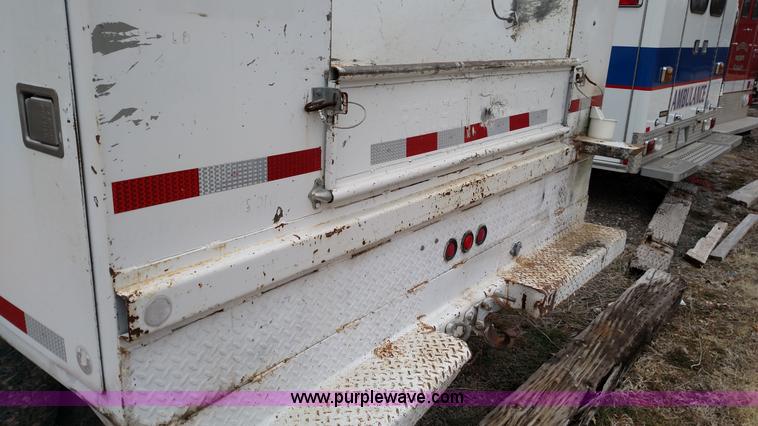 image for item L6128 1993 Chevrolet Kodiak service truck