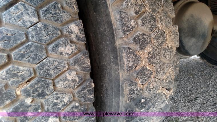 image for item L6128 1993 Chevrolet Kodiak service truck