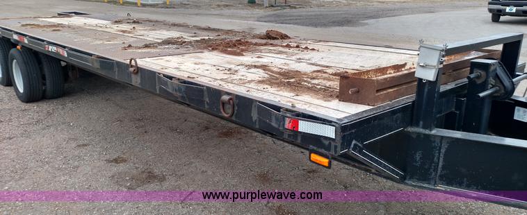 image for item L6134 1998 CM equipment trailer