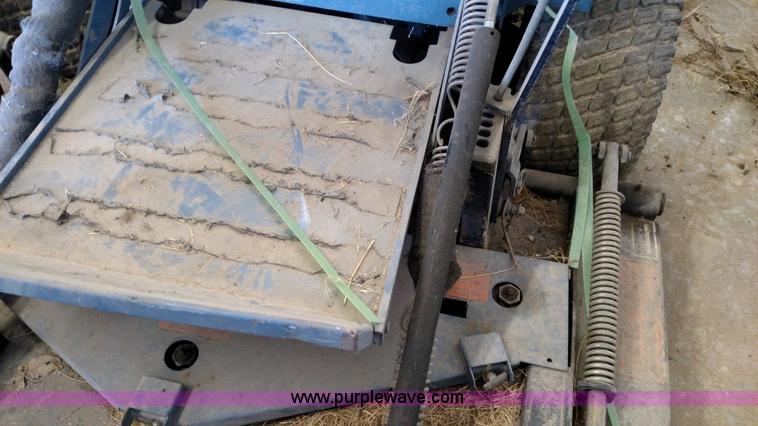 image for item L6139 Dixon 6022 ZTR lawn mower