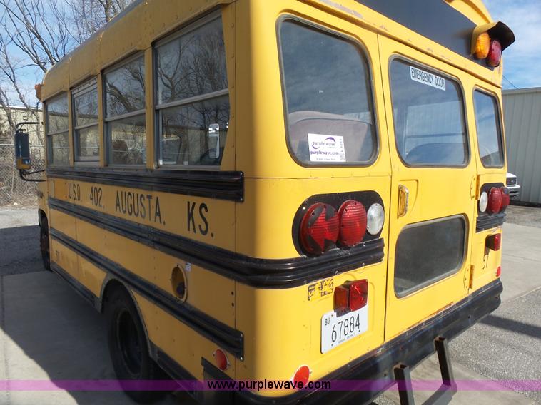 image for item L6211 1990 Chevrolet G30 bus