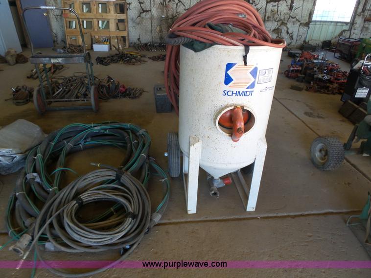 image for item AR9494 2005 Schmidt sandblaster