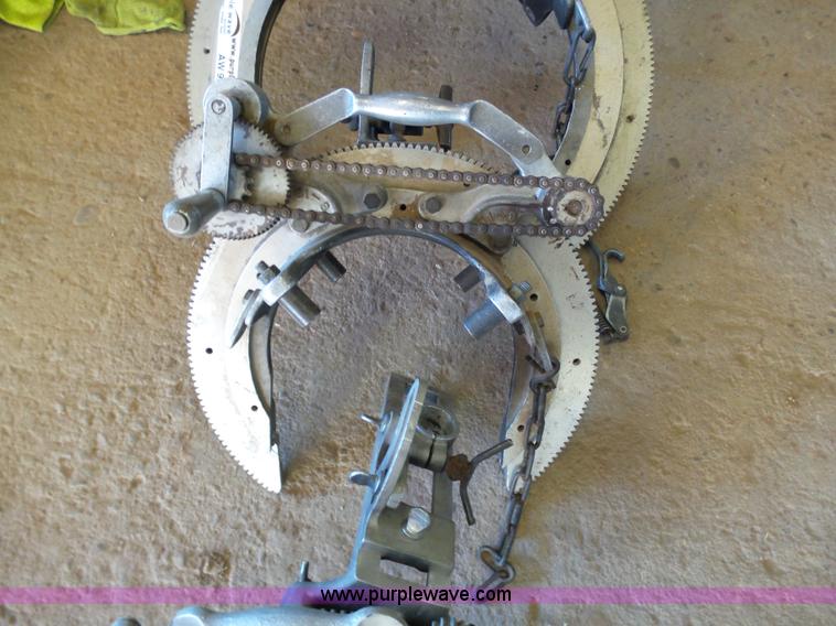 image for item AW9251 Assorted pipe beveling machines and accessories