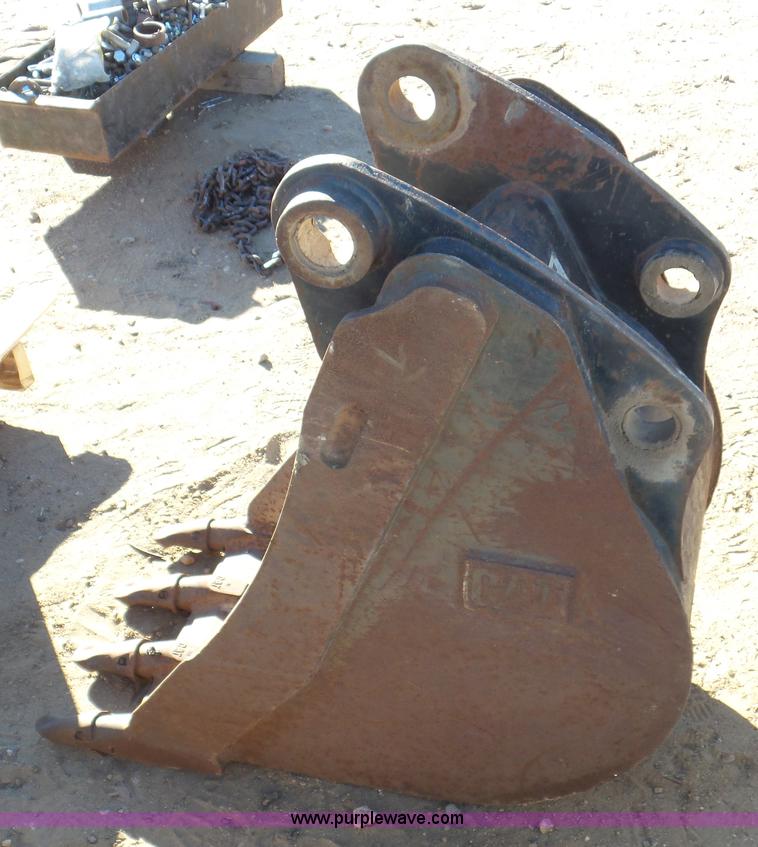 image for item BN9279 Caterpillar backhoe bucket