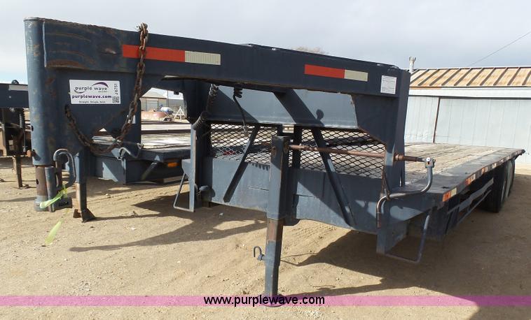 image for item J6751 1974 Donahue flatbed trailer